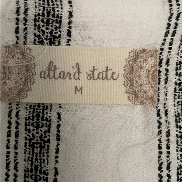 RUFFLE WRAP DRESS - Picture 4 of 6